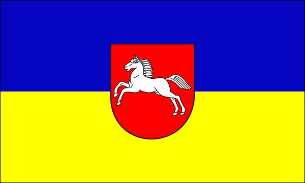 Brunswick, national colors with the coat of arms of the Free State, size: 150 x 90 cm